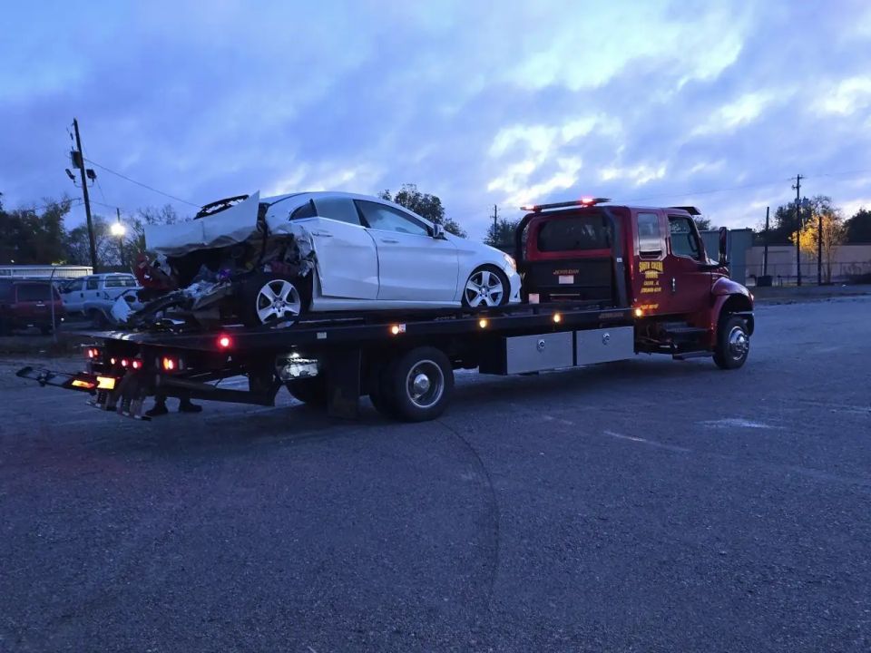 Does Car Insurance Cover Towing? What Alabama Drivers Should Know